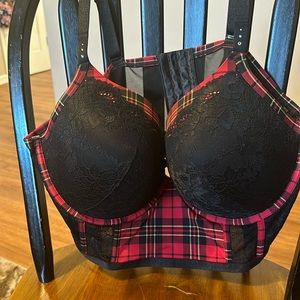 Torrid 44DDD BRA